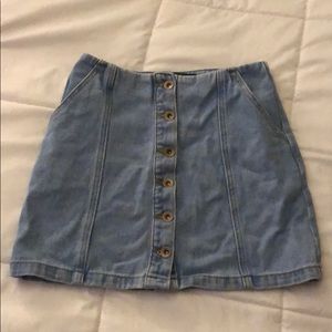 Button Lightwash Denim Skirt